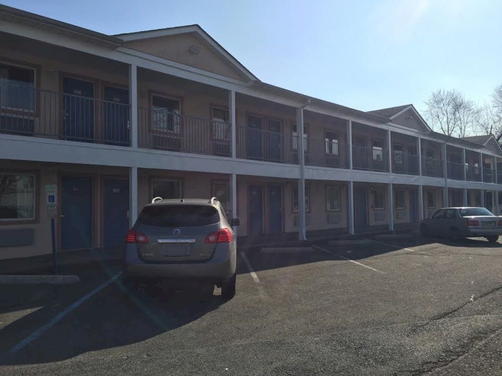 Mayfair Motel Cross Keys Exteriör bild